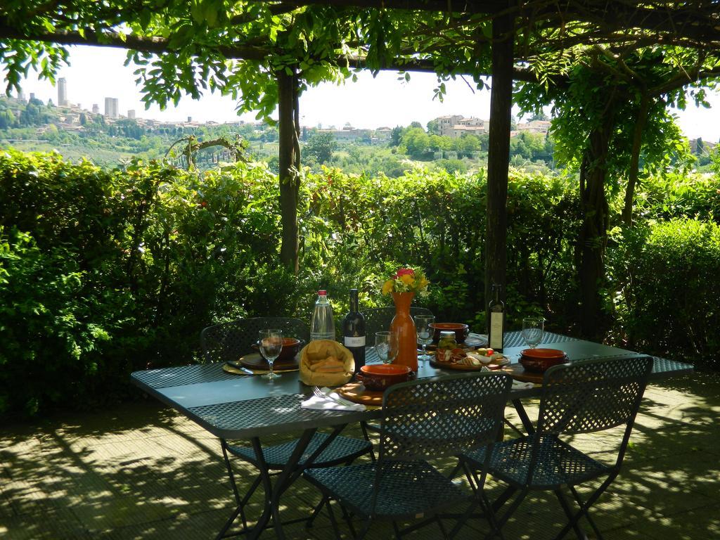 סן ג'ימיניאנו Agriturismo Raccianello מראה חיצוני תמונה