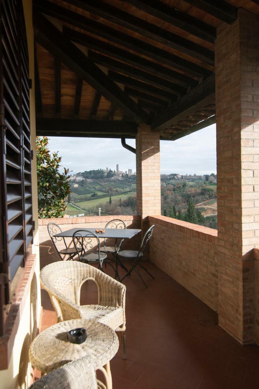 סן ג'ימיניאנו Agriturismo Raccianello מראה חיצוני תמונה