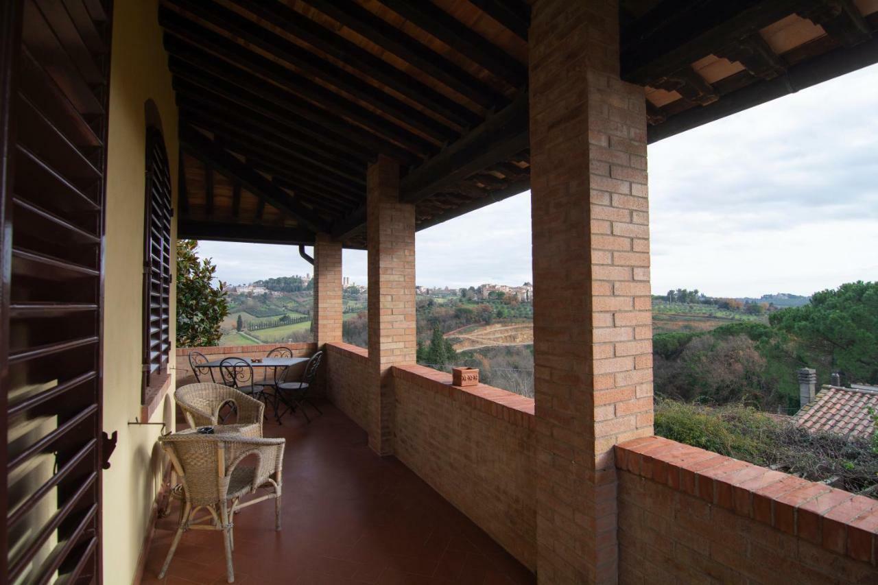 סן ג'ימיניאנו Agriturismo Raccianello מראה חיצוני תמונה